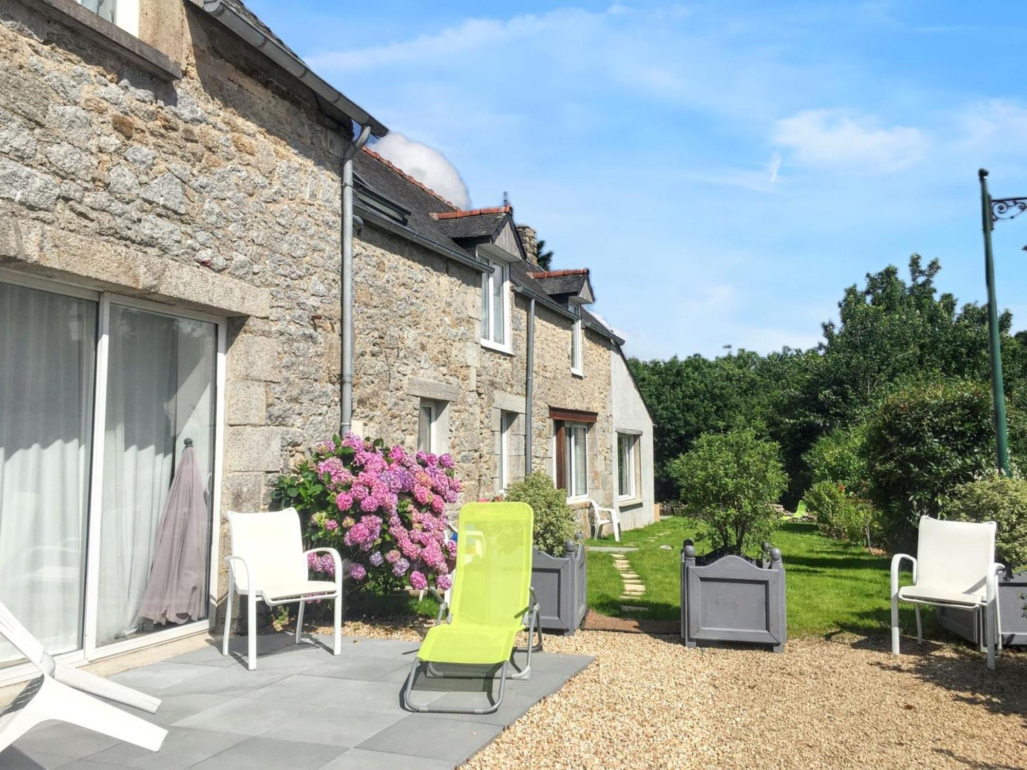 Maison Charmante A Huelgoat + Jardin Relaxant Exterior photo